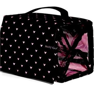 Mary Kay travel roll up bag. NWOT 💄